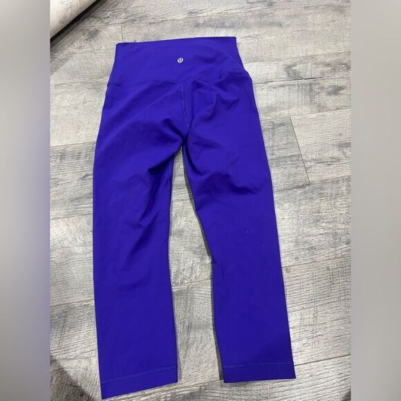 Lululemon 🍋 Wunder Under Crop - Picture 4 of 4